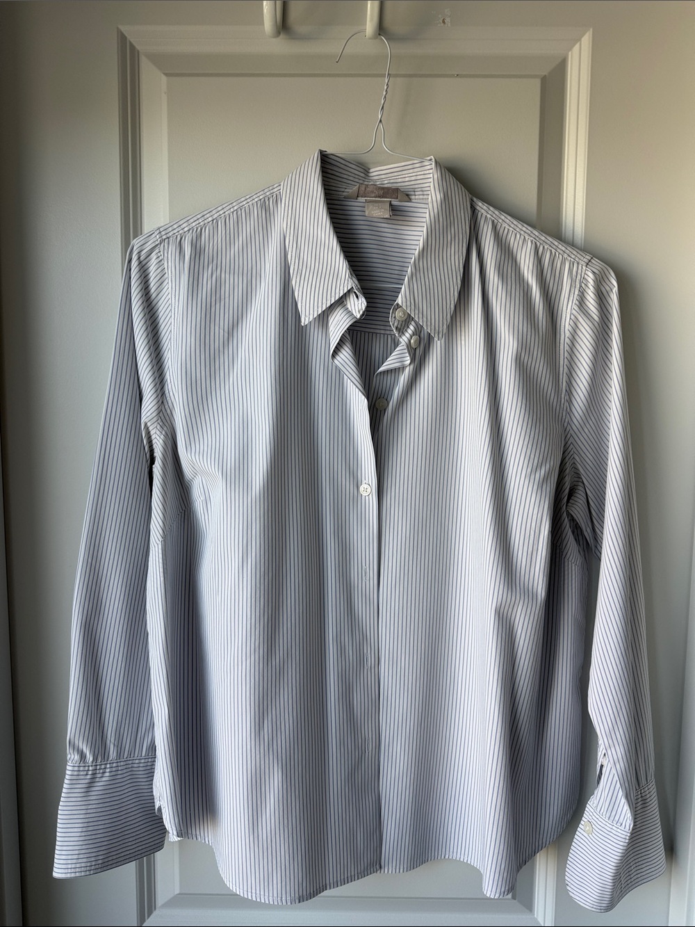 H&M Women's White and Light Blue Pinstripe Button-Up Blouse